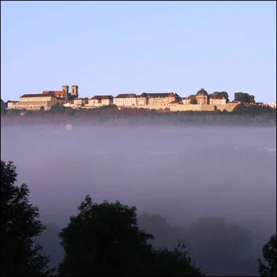 Quel fleuve part du plateau de Langres pour se jeter dans la Manche ?