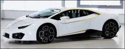 Ce bolide italien a été offert au pape François en 2017. Supercar qu'il a dédicacée et revendue au profit d'uvres de charité. Quel est ce modèle ?