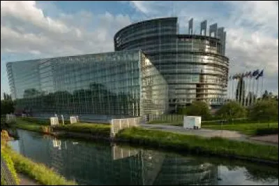 Quel est ce bâtiment Strasbourgeois ?