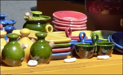 Spécialité devenue locale après les villes provençales de Valauris et Aubagne, les "taraïettes" : que sont-ce ?