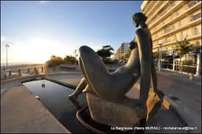 Quelle est cette statue d'Henry Murail ?