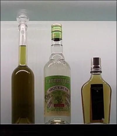 Génépi, verveine, menthe, mélisse, sauge, thym, valériane, millepertuis, etc. : 30 plantes dans la composition de l' ..., fabriquée à St-Genis-Laval (69) depuis 1857 !