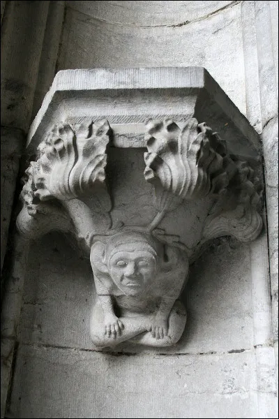 Bébête avec une praline, c'est le...