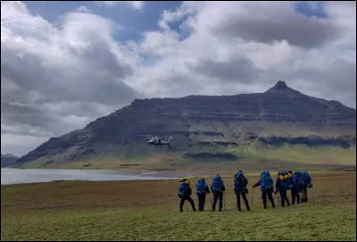 Maintenant, il vous faut forcément entrer dans la peau d'un scientifique car nous allons sur les - et j'ai l'honneur de nommer le deuxième outre-mer le moins habité, ce n'est bizarrement pas le premier ! - terres australes et antarctiques françaises ! Pourriez-vous me citer un archipel qui fait partie de ce territoire ?