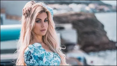 Qui est cette fille ?