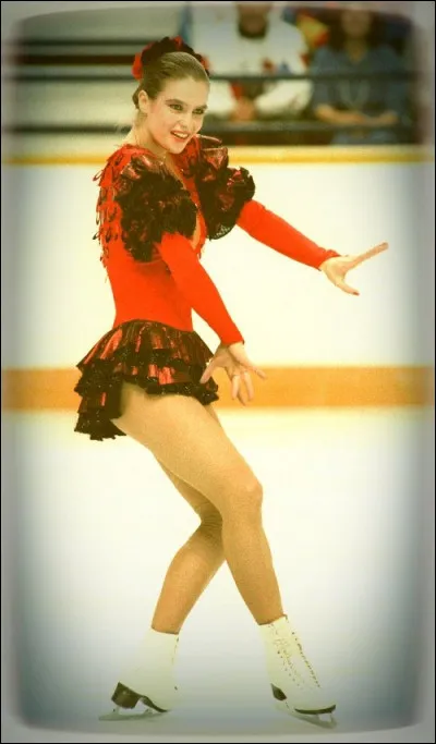 Cette patineuse allemande, deux fois championne olympique - en 1984 et 1988 - sous les couleurs de la RDA, quatre fois championne du monde de patinage artistique, c'est ... Witt