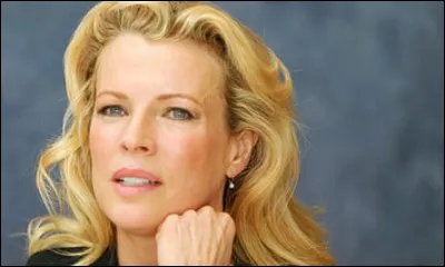 Cette actrice américaine a joué dans "9 semaines 1/2", "Batman", "L.A. Confidential" : c'est ... Basinger.