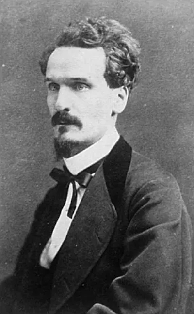 "La France a trente-six millions de sujets, sans compter les sujets de mécontentement." 
Indice : ville de Charente-Maritime.