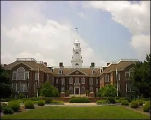 Dover est la capitale de quel Etat ?