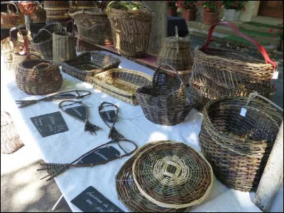 Question foires et marchés, vous aurez le choix ! Mais d'abord, avant de partir faire vos courses, passez à la foire aux ...