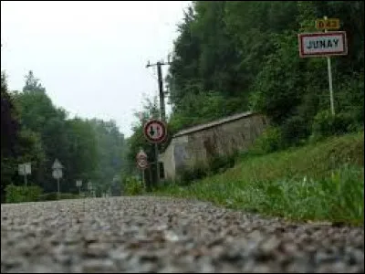 Petit village de Bourgogne-Franche-Comté de 76 habitants, dans l'arrondissement d'Avallon, Junay se situe dans le département ...