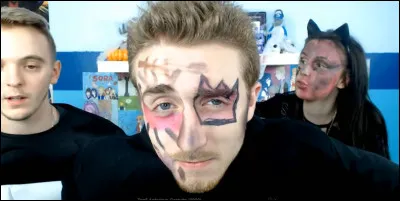 Quelle est la couleur de ses yeux ?