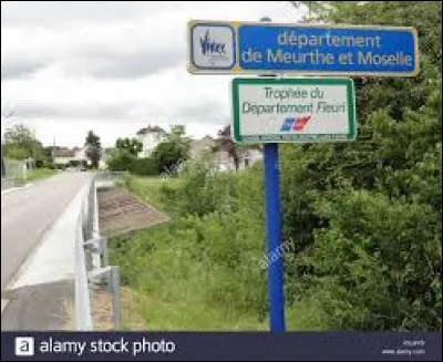 Inversez les chiffres du département de la Meurthe-et-Moselle et vous le numéro d'un département des Pays-de-la-Loire.