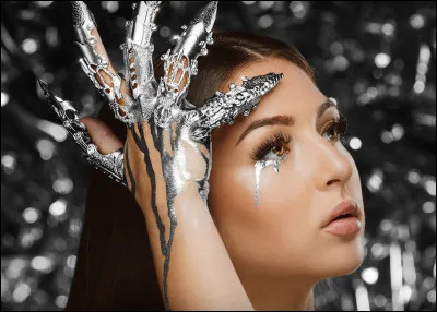 Comment s'appelle son album qui sort le 21 août 2020 ?