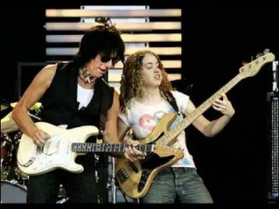 Herbie Hancock, Prince, Chic Corea, Jeff Beck... : Tal Wilkenfeld avait, déjà avant son 20e anniversaire, un CV "very Tall". Elle écrit et chante maintenant ses concerts, après avoir été ...