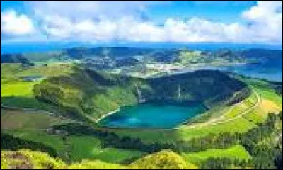 À quel pays appartient l'archipel des Açores ?