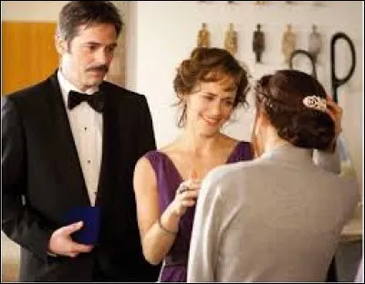 Qui jouent les parents de Bella Swan ?