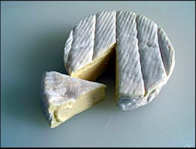 Quel est ce fromage ? Petit indice : il est originaire de la Normandie et une ville s'appelle comme lui.