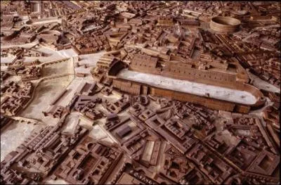 Ici se droulaient des course de chars