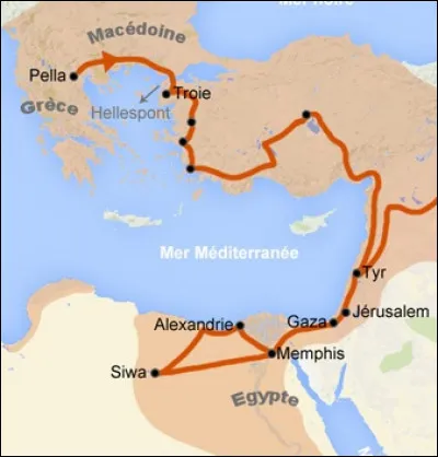 Après le siège de Tyr, Alexandre prend le chemin de l'Égypte. Darius lui fait quelle proposition de paix ?