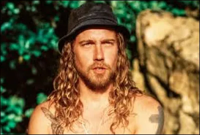 Complétez le titre de cette chanson "Porto-