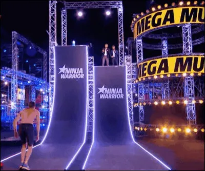 Quelle est la hauteur du Méga Mur ?