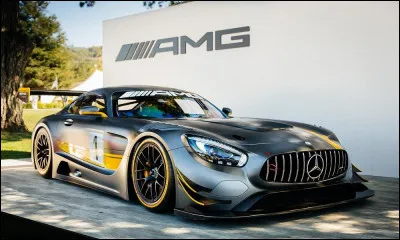 Comment appelle-t-on ce point auquel le moteur tourne sans entraîner les roues ?