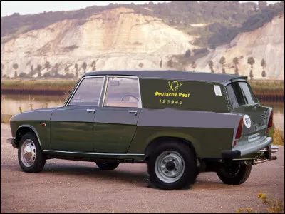 - "Sinon, votre R 16, vous la vouliez en break, c'est bien ça ?"
- "Heu... oui, mais..."