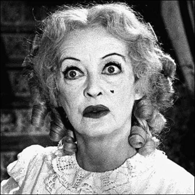 Dans quel film Bette Davis joue-t-elle cette vilaine ?