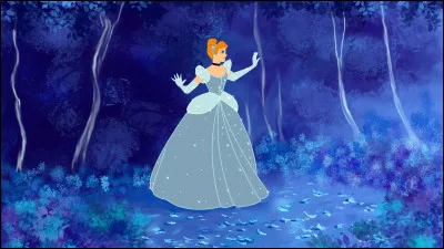 Quel objet Cendrillon a-t-elle utilisé pour prouver qu'elle devait devenir la reine ?