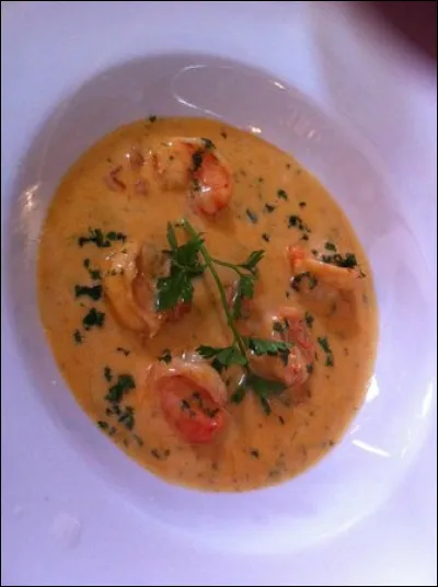 En cuisine, qu'est-ce qui caractérise une sauce "à la diable" ?