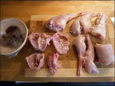 L'affaire Petiot, alias « le docteur » : 
Comment Marcel Petiot, sous le pseudonyme du docteur Eugène, procédait-il pour tuer ses victimes ?