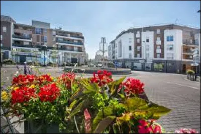 Nous sommes en Île-de-France, au Blanc-Mesnil. Ville de la Petite Couronne de plus de 56 000 habitants, elle se situe dans le département ...