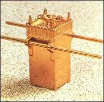 Compos selon les instructions de Dieu, l'encens tait brl sur l'autel des parfum. Mais qu'avait dit Dieu le concernant ?