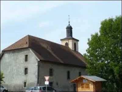 Vous avez sur cette image l'église Saint-Vincent de Nangy. Commune d'Auvergne-Rhône-Alpes, dans l'arrondissement de Saint-Julien-en-Genevois, elle se situe dans le département ...