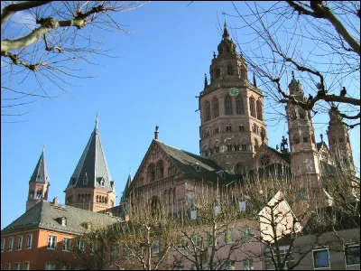 Quelle est cette ville allemande, la suivante de notre voyage ?