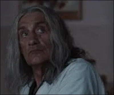 Qui se retrouve coincé en 1953 dans un hôpital psychiatrique ?