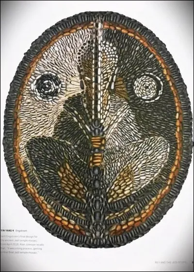 Quel personnage représente cette mosaïque dans la grotte de l'île sanctuaire d'Ahch-to ?