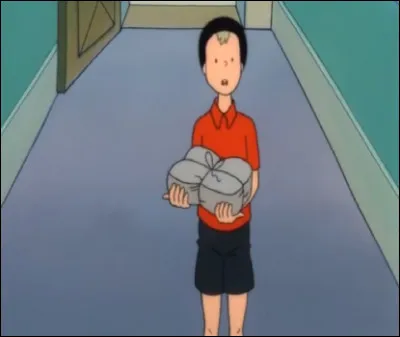 Un jeune garçon doit remettre un colis à Tintin. Que contient-il  ?