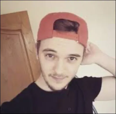Qui est ce youtubeur ?