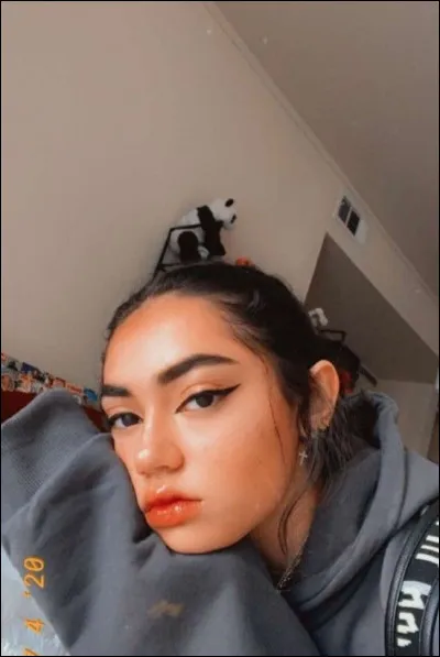 Comment a-t-elle connu Payton Moormeier ?