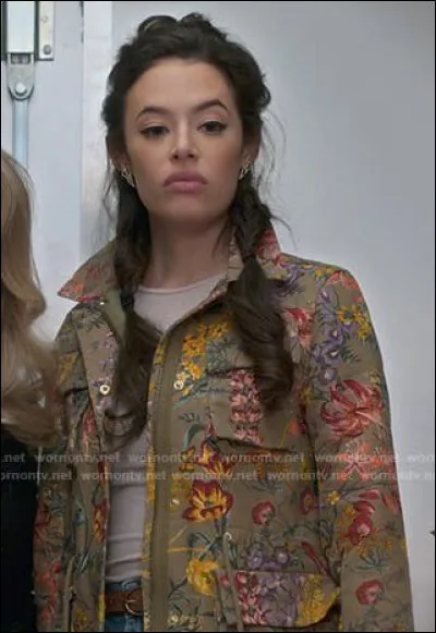 Qui est le père de Roxy ?