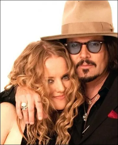 Au premier abord, on pourrait y croire mais en regardant bien, on voit que ce sont des sosies !