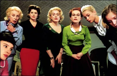 Une comédie policière musicale de François Ozon sortie en 2002. Quel est ce film ?