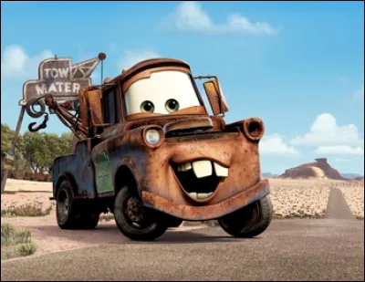 Comment s'appelle l'ami dépanneuse de Flash McQueen ?