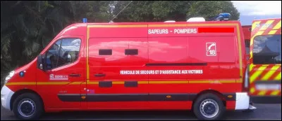Dans quel département d'outre-mer se trouve ce véhicule des sapeurs pompiers ?