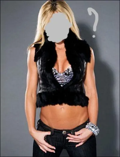 La toute premire championne des Divas, premire  avoir cumul ce titre et le Women's Championship...