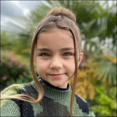 Comment s'appelle le frère de Valentina ?