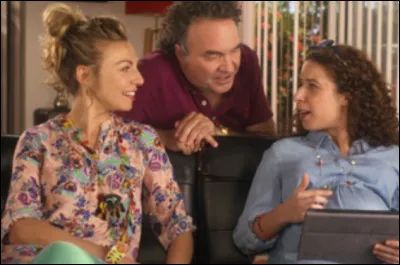 Comment s'appelle la fille du pharmacien ?