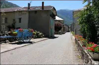 Village du parc naturel régional des Pyrénées Ariégeoises, Siguer se situe en région ...
